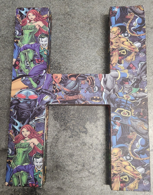 DC Characters 3D Featured Letter "H" Wall Decor – 8x10 Inches - Unrestricted Goods