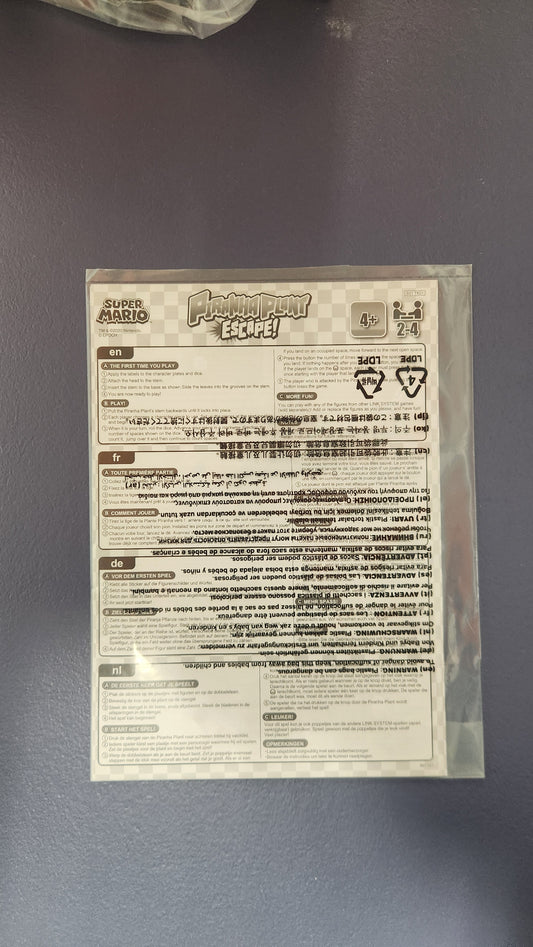 Piranha Escape Tabletop – Action Game Set