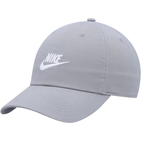 Clean side profile with breathable eyelets and smooth panels for a sleek, comfortable fit.