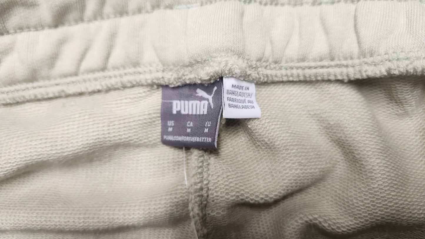 PUMA Women’s Essential High‑Waist Shorts – Spring Moss – Size M – 2 Pockets - Unrestricted Goods